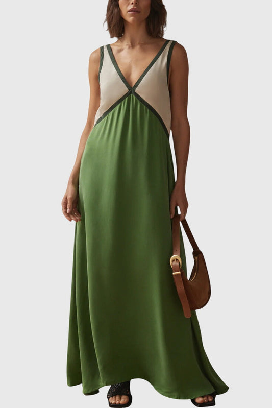 שמלת בוהו קיץ עם צווארון V